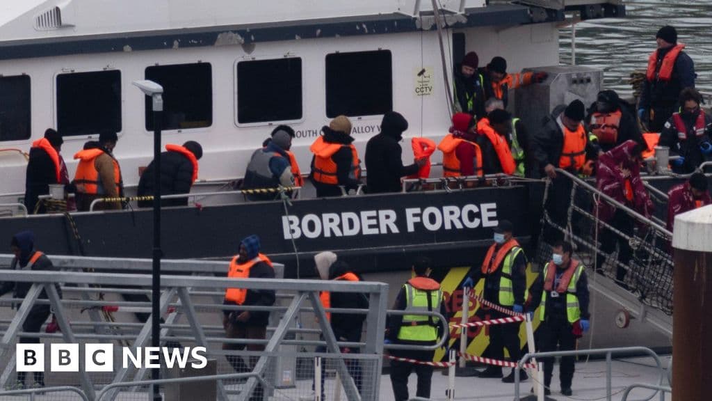 Two migrants die in Channel crossing attempt